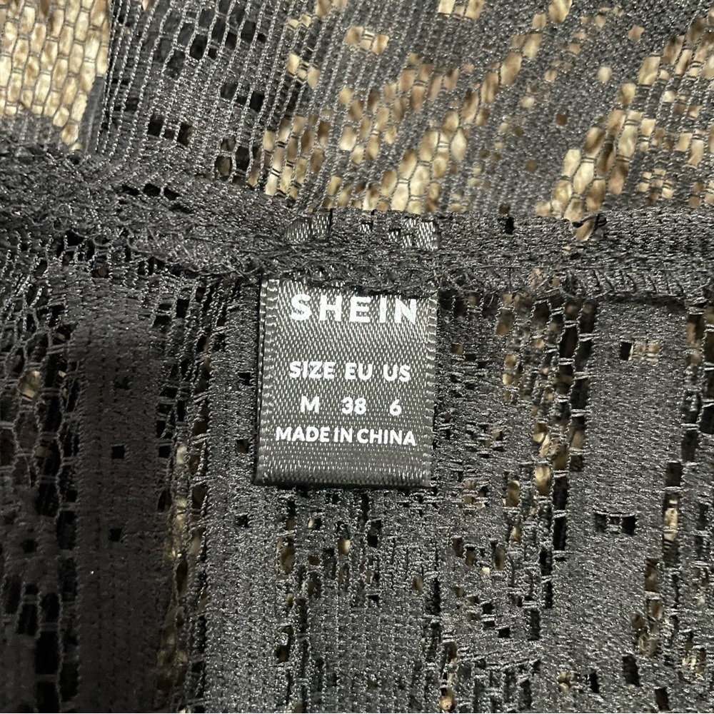 Black Lace With Fringe Kimono Size 6 - Picture 5 of 7